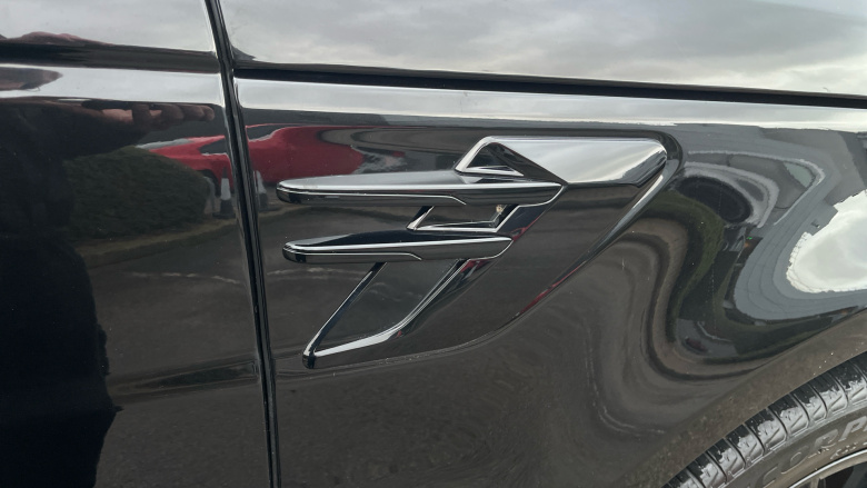 Land Rover Range Rover Sport 2.0 P400e HSE Dynamic Black 5dr Auto Estate